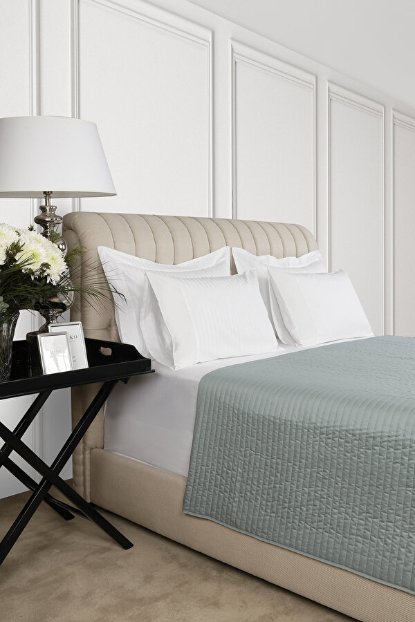 BEDSPREAD 2