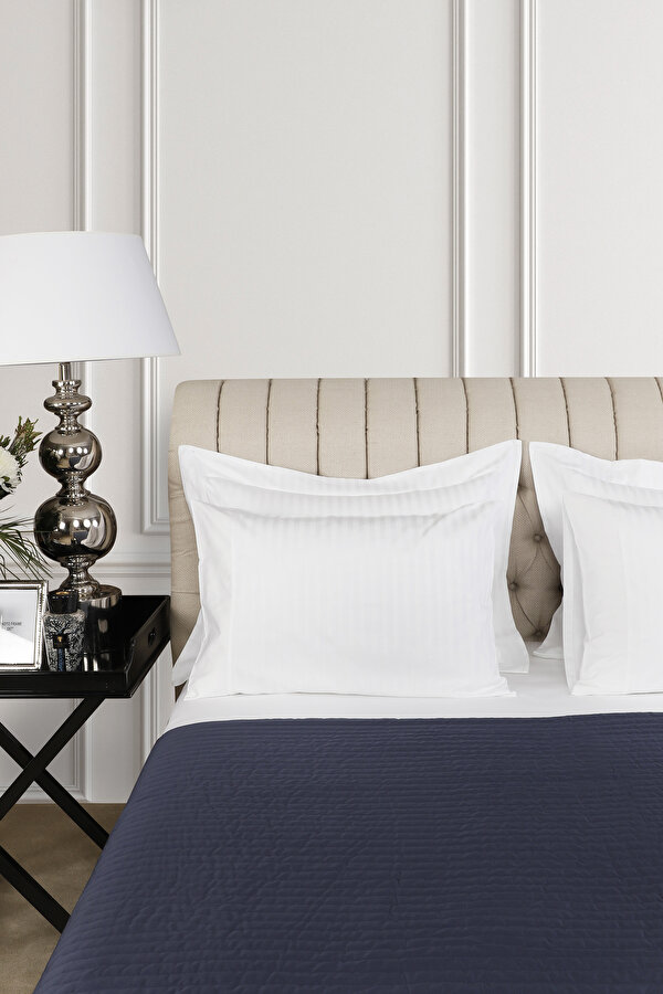 BEDSPREAD 2