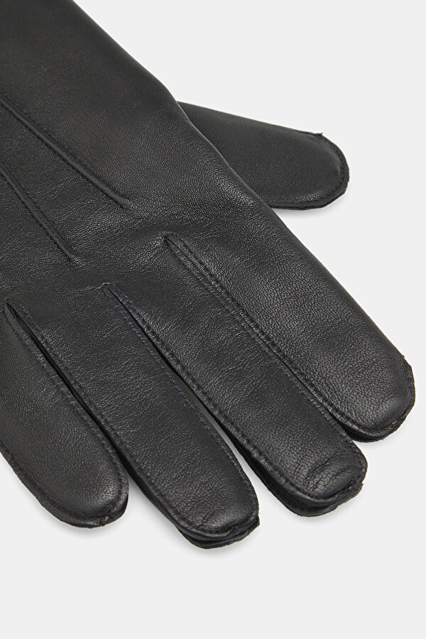 GLOVE 2