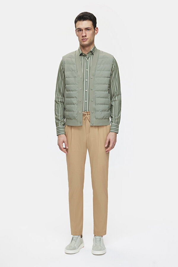 LIGHT GREEN VEST