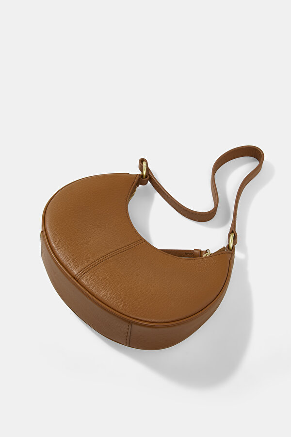 TAN LEATHER BAG 6