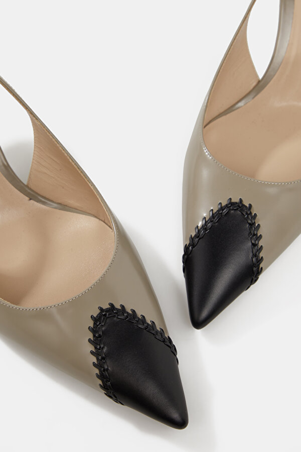 BLACK LEATHER SHOES 6