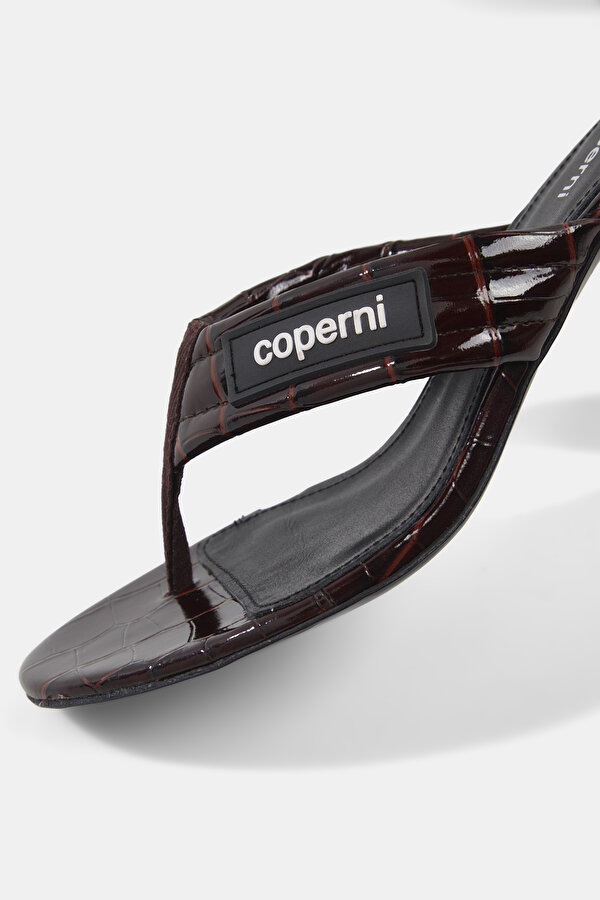SLIPPER 6