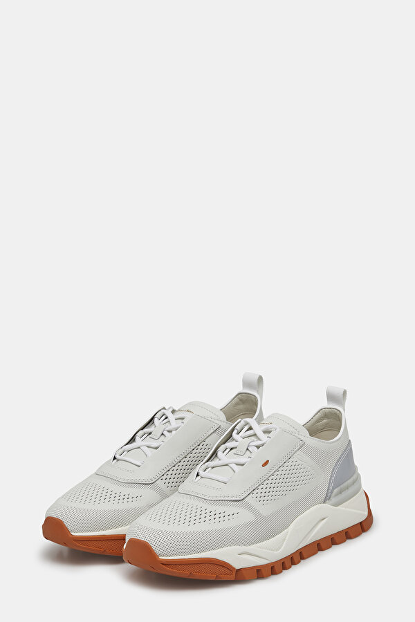 WHITE LEATHER SHOES 2