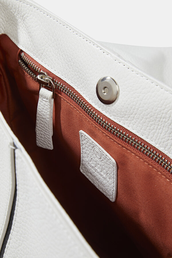 BLACK LEATHER BAG 7