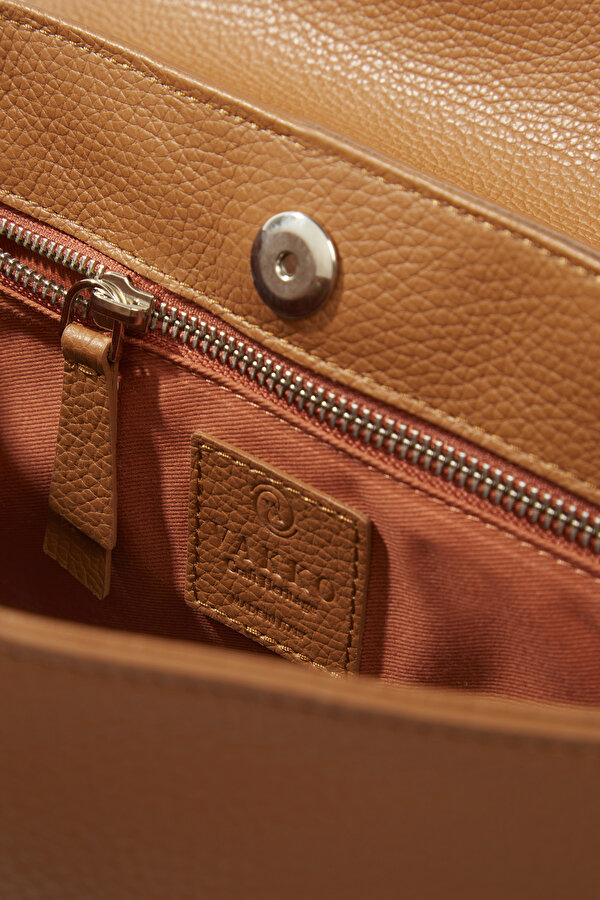 SILVER LEATHER BAG 7