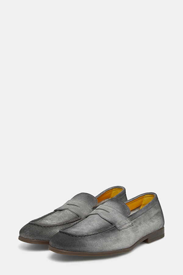GREY SUEDE SHOE 2