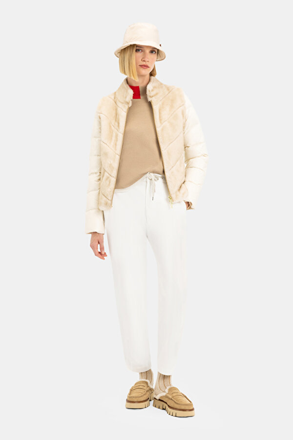 WHITE STRAIGHT CUT TROUSERS