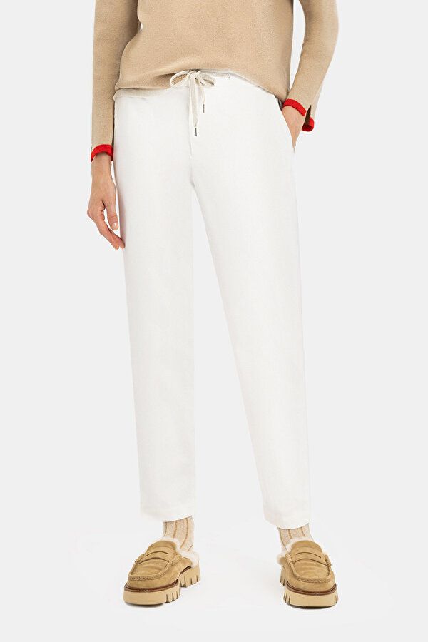 WHITE STRAIGHT CUT TROUSERS 2