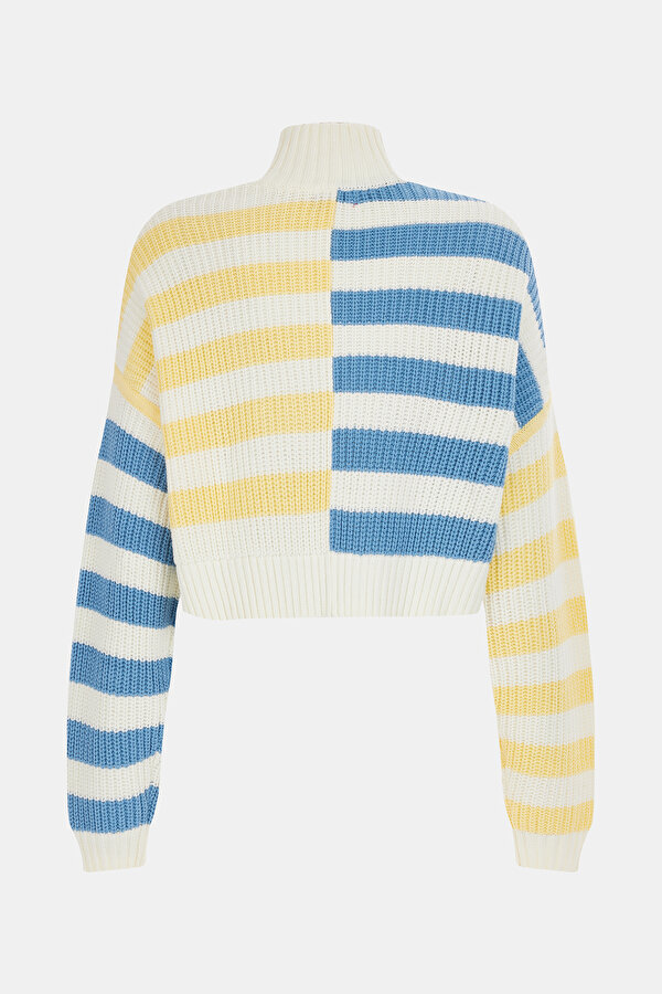 KNITWEAR 2
