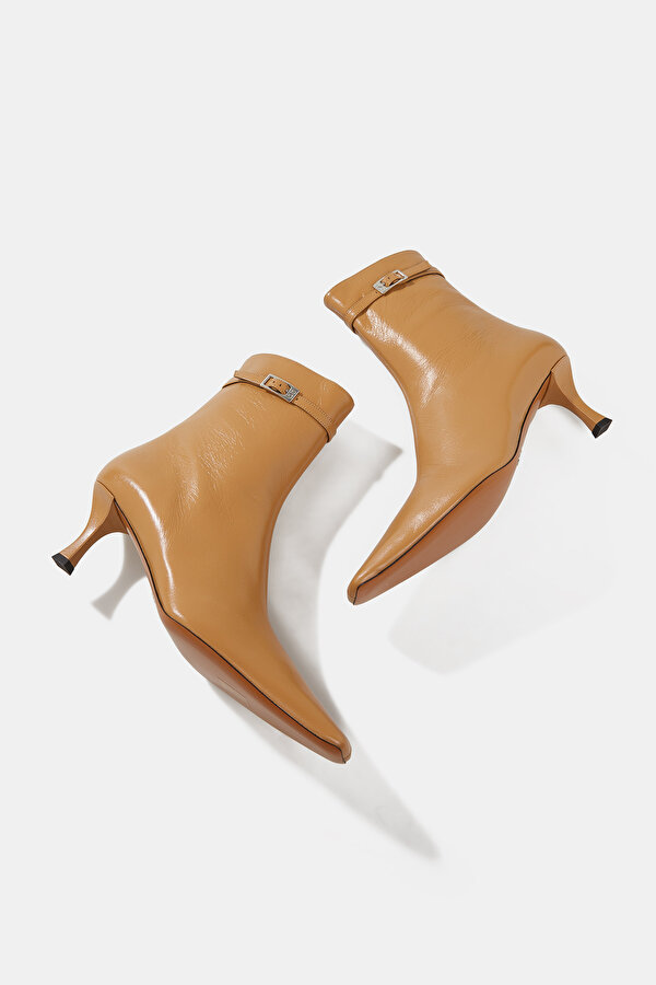 CAMEL LEATHER BOOT 6