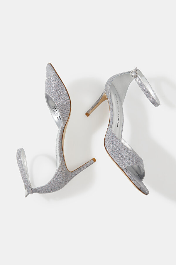 SILVER LEATHER SHOES 6