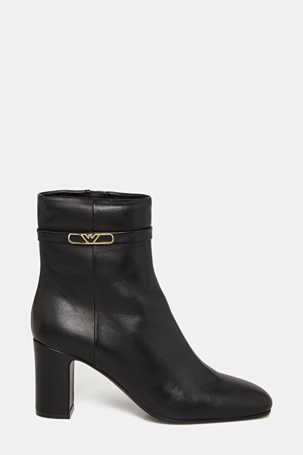 BLACK LEATHER BOOT