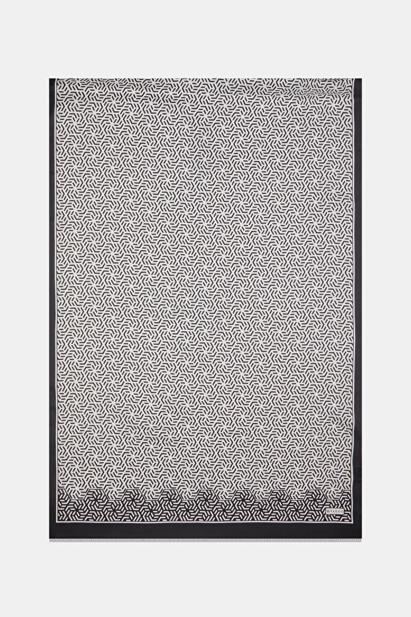 BLACK GEOMETRIC DESIGN TWILL SHAWL