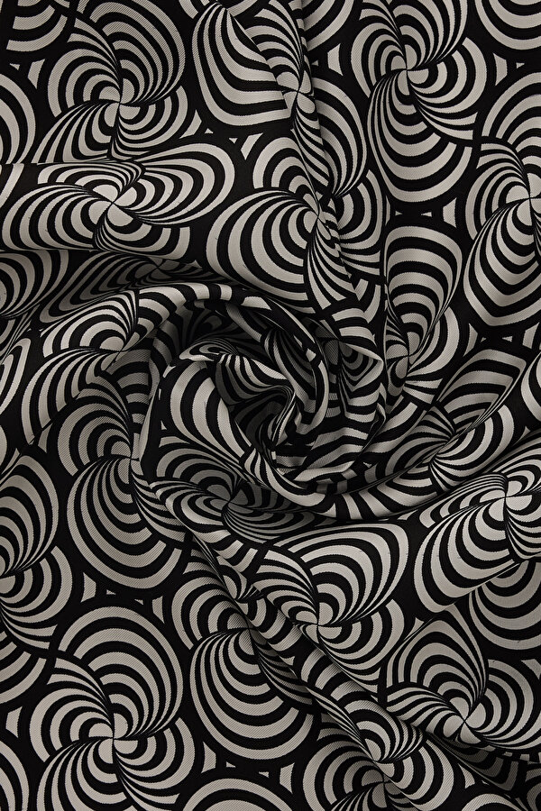 SİYAH GEOMETRIK DESENLI TWILL EŞARP 2