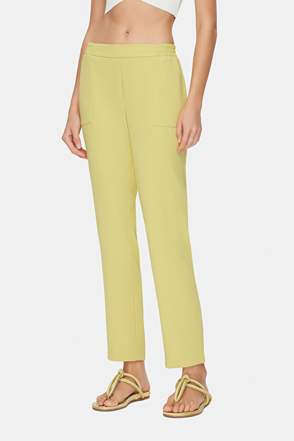 GREEN STRAIGHT CUT TROUSERS 2