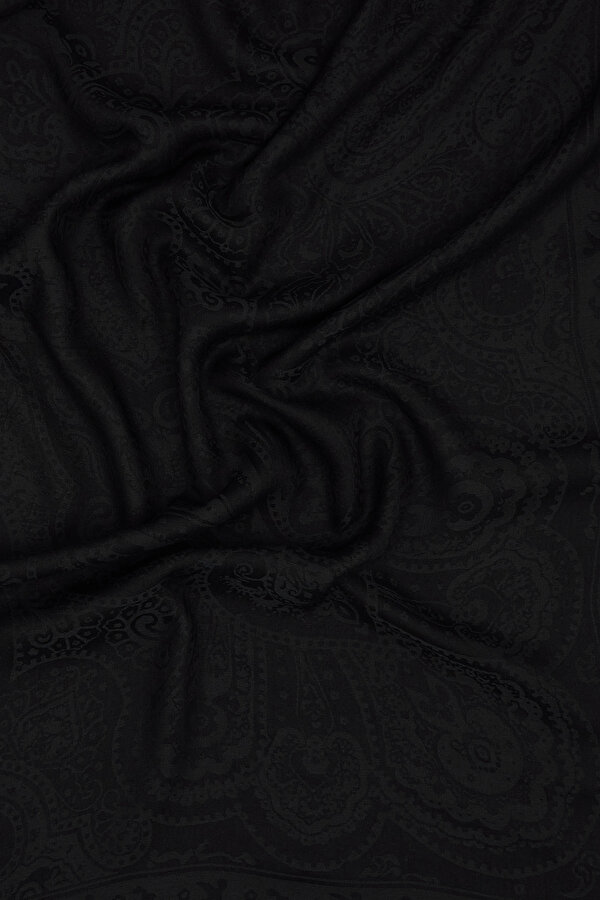 BLACK JACQUARD JAQUARD SHAWL 2