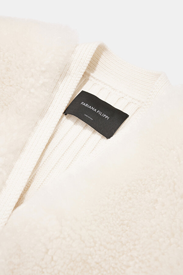WHITE VEST 7
