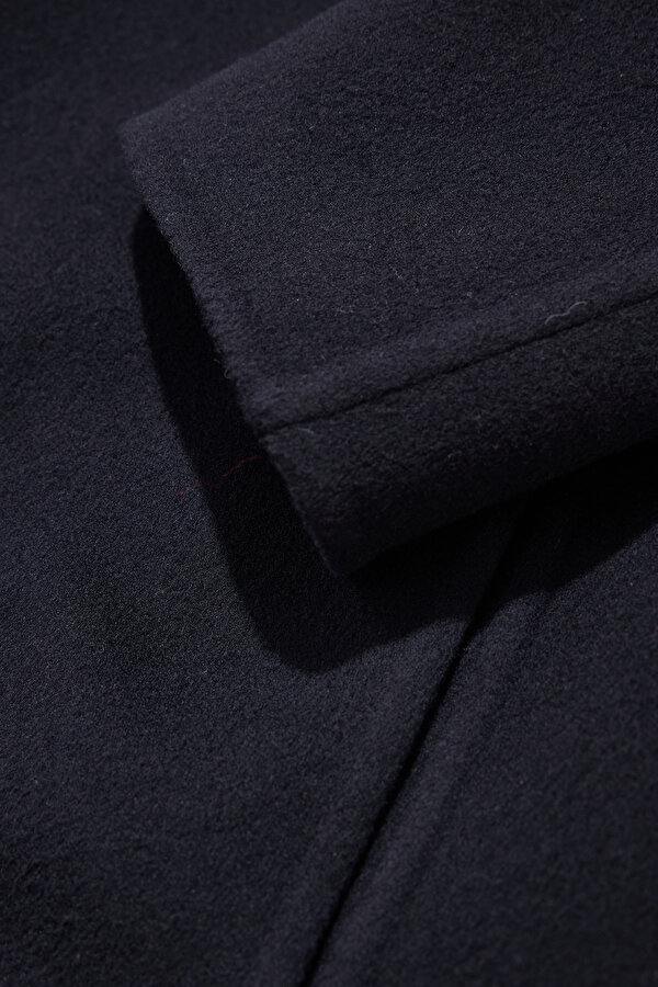 BLACK JACKET 11