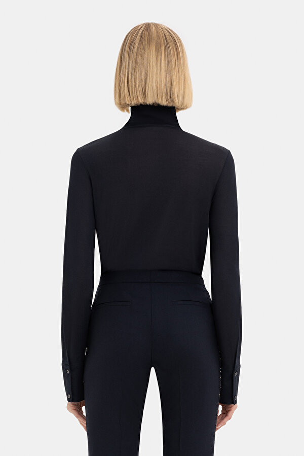 NAVY BLUE LONG SLEEVE TSHIRT 2