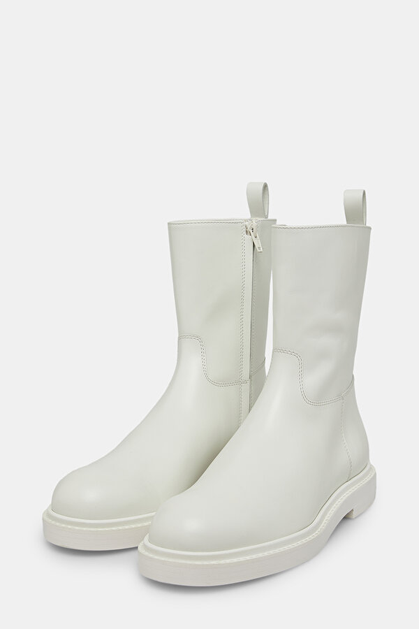 WHITE LEATHER BOOT 2