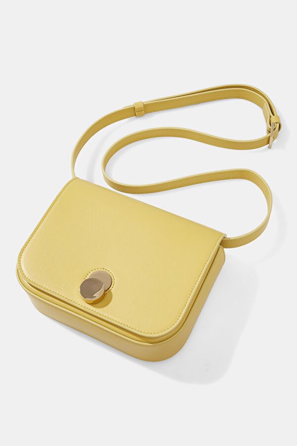 YELLOW LEATHER BAG 6