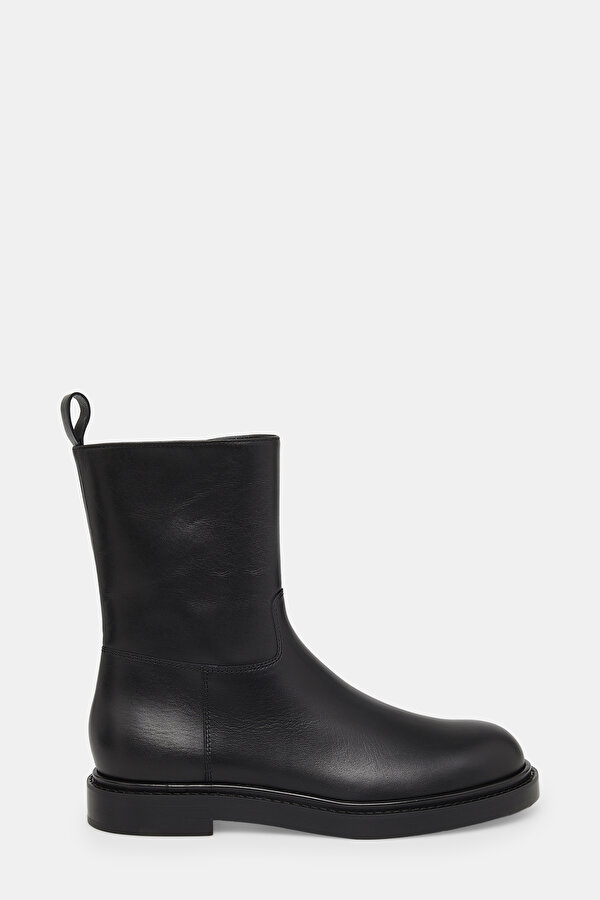 BLACK LEATHER BOOT