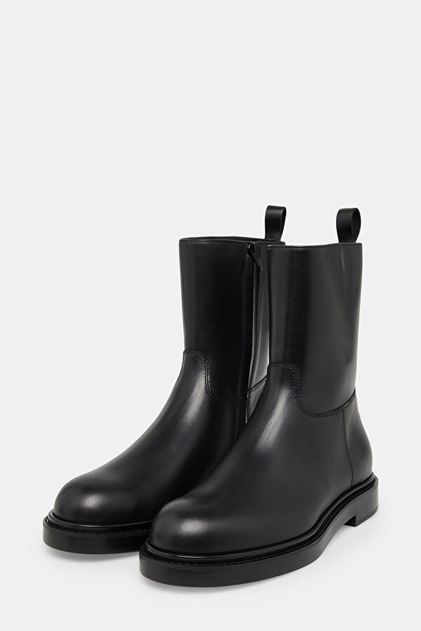 BLACK LEATHER BOOT 2