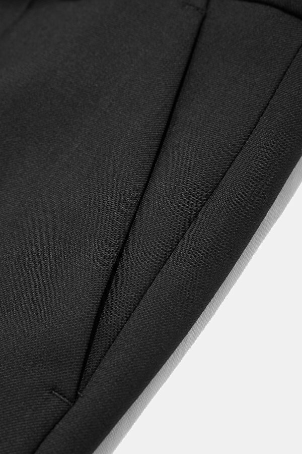 BLACK STRAIGHT CUT TROUSERS 7