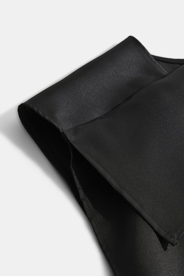 BLACK ASYMMETRIC OFF THE SHOULDER BLOUSE 6