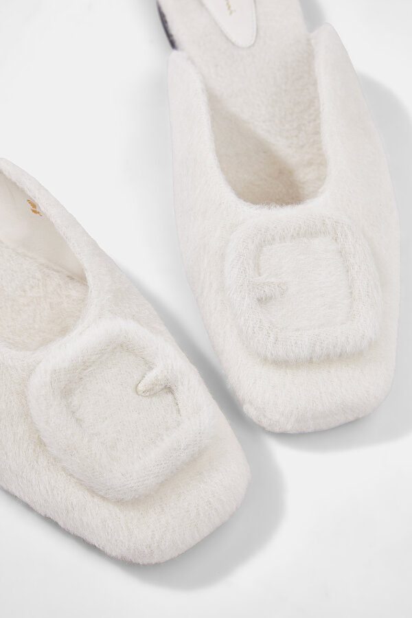 ECRU SLIPPER 6