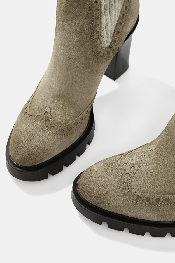 MINK SUEDE BOOT 6