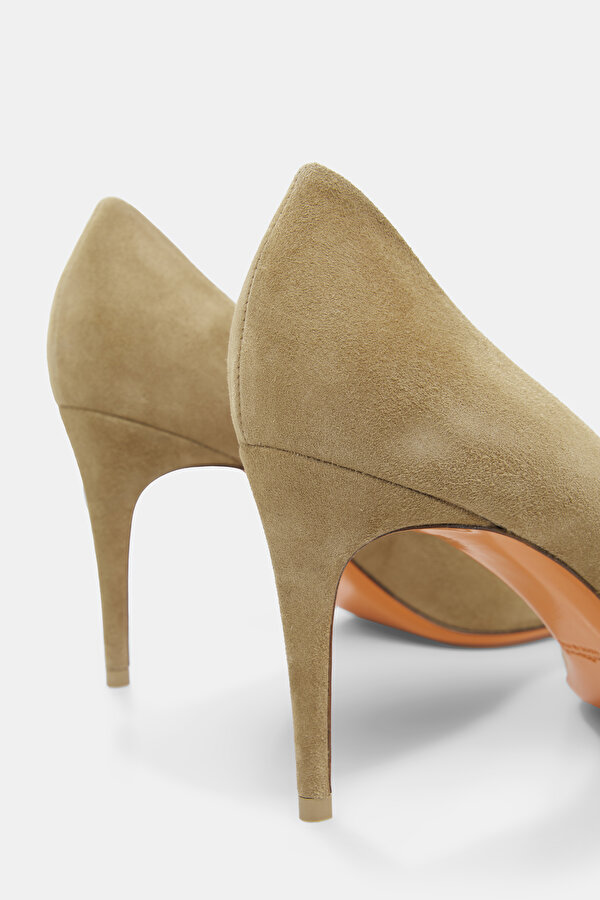 BEIGE SHOES 6
