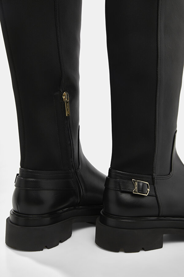 BLACK LEATHER BOOT 6