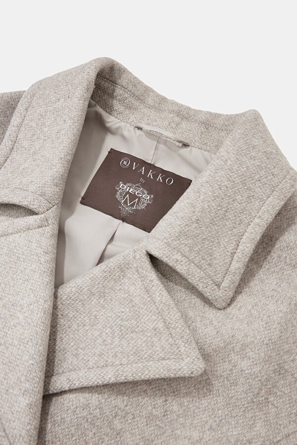 GREY VEST 7