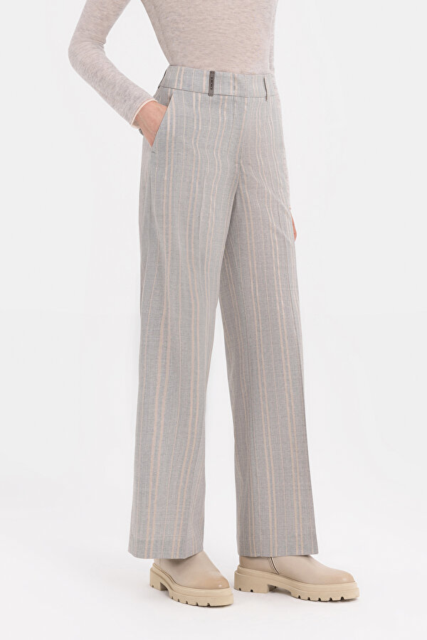 GRİ ÇİZGİLİ BOL PAÇA PANTOLON 2