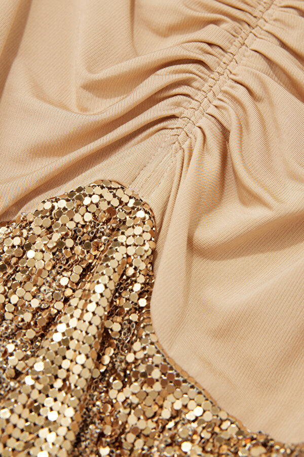 DRESS 6