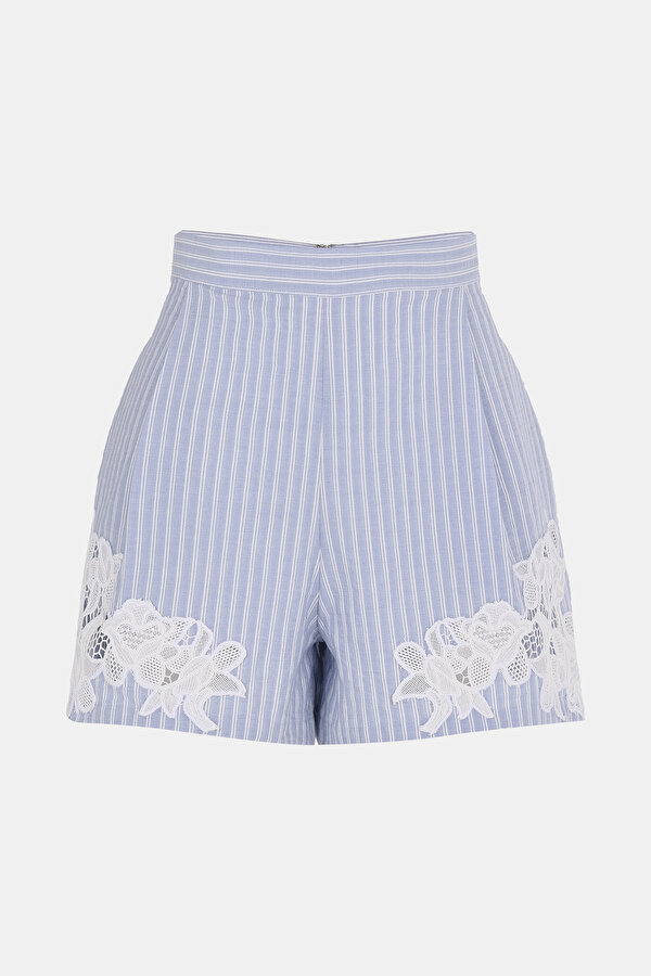 WHITE EMBROIDERED LINEN SHORTS