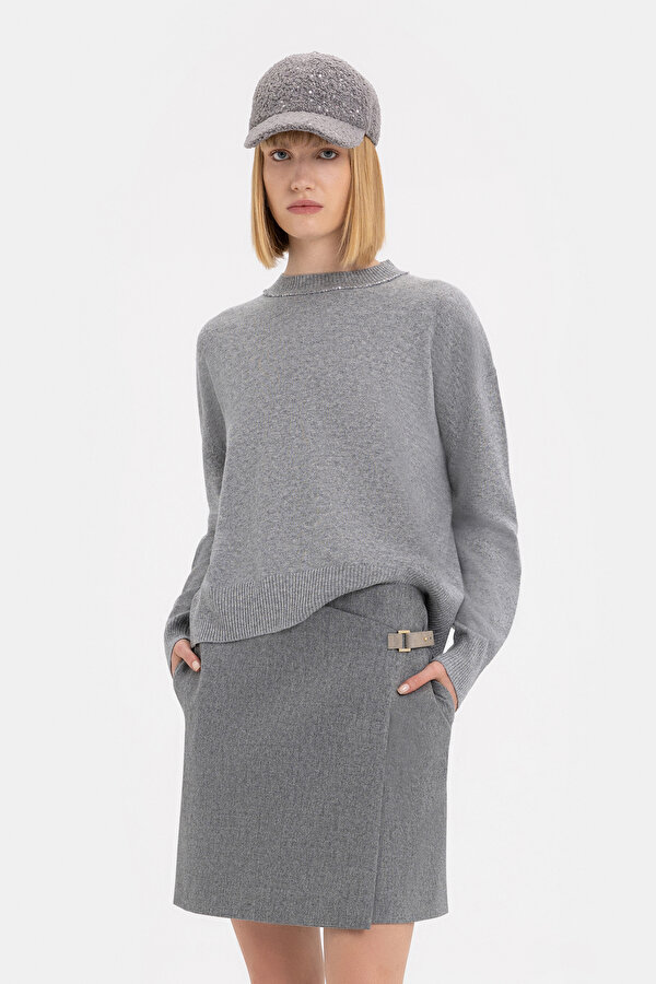 GREY SHORT SKIRT 2