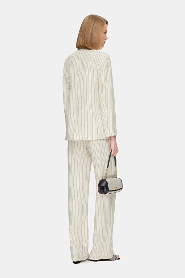 NATURAL SURPLICE NECKLINE (CROSS-OVER NECKLINE) JACKET 2