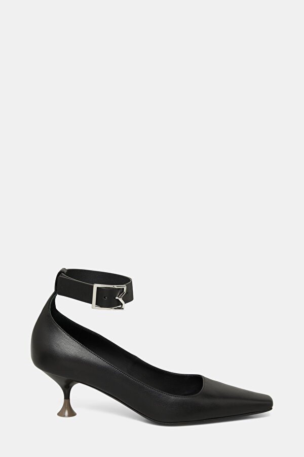BLACK LEATHER SHOES