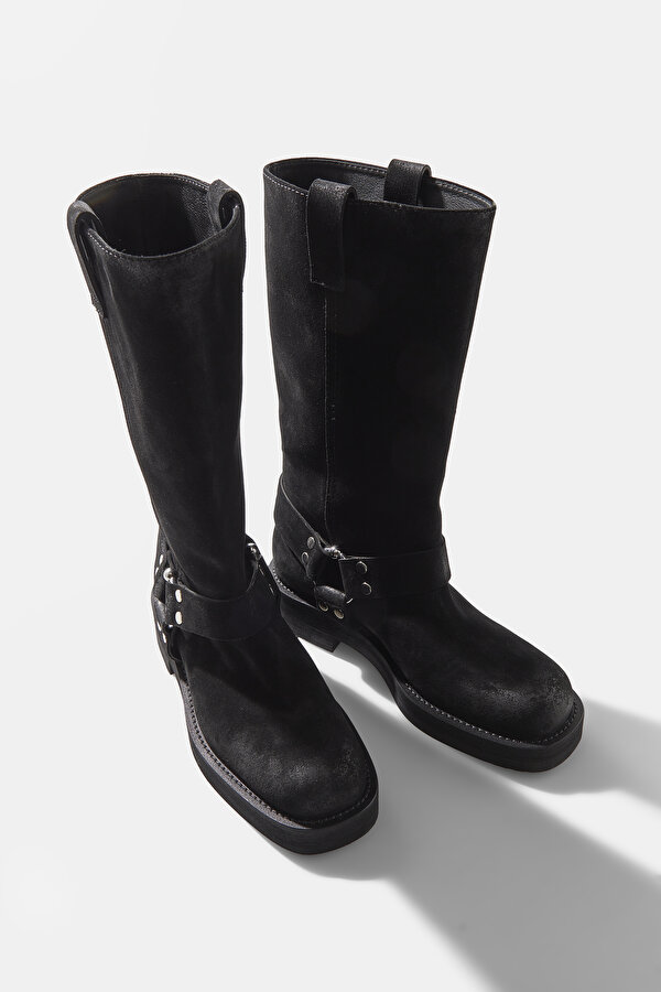 BLACK SUEDE BOOT 7