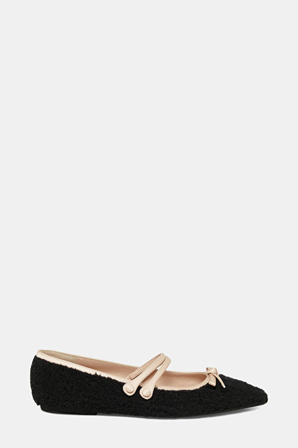 BLACK FLAT SHOES