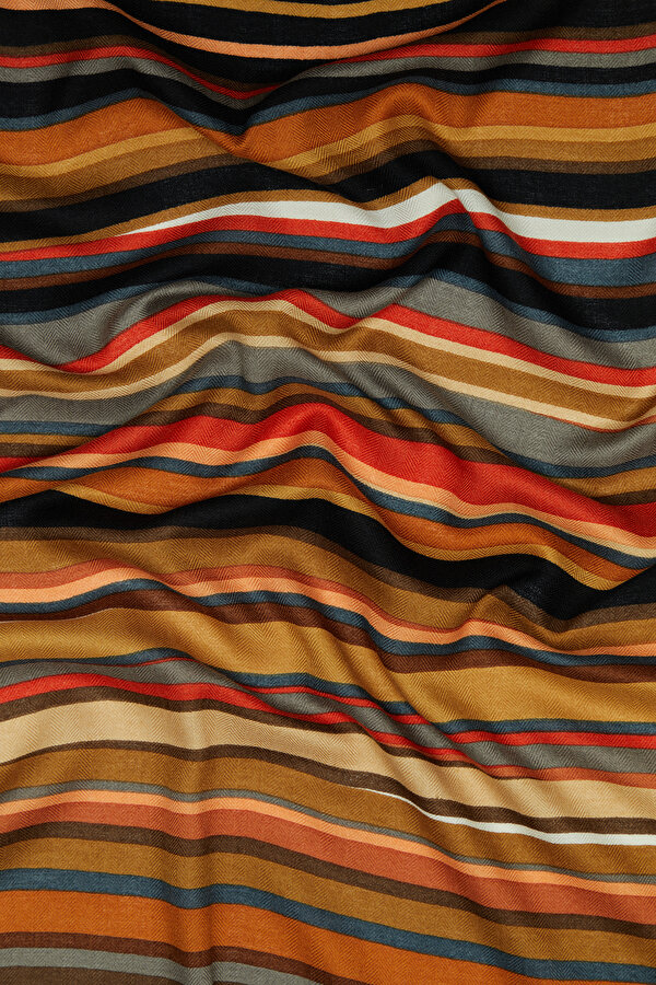 CAMEL GEOMETRIC DESIGN CASHMERE/SILK SHAWL 2