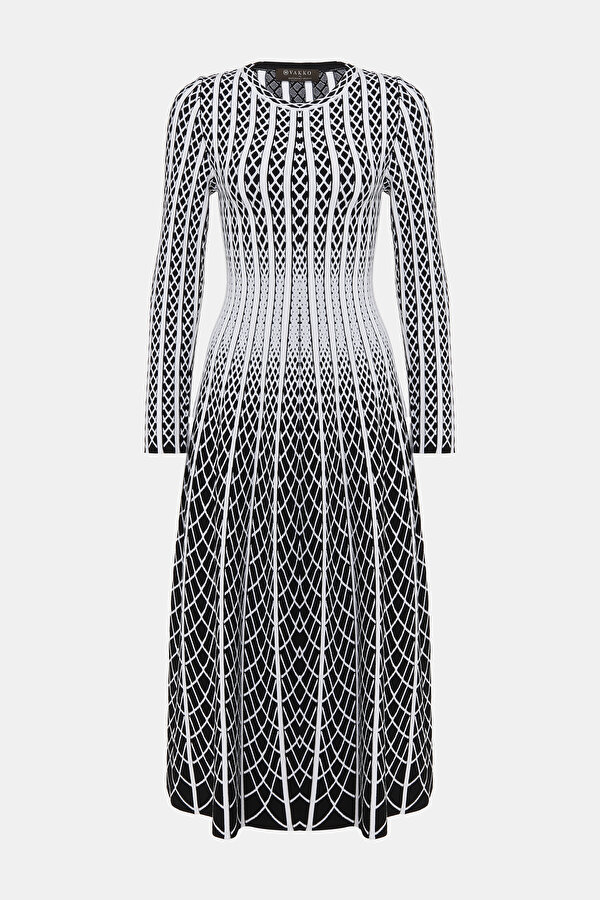 WHITE LONG SLEEVE MIDI DRESS 6