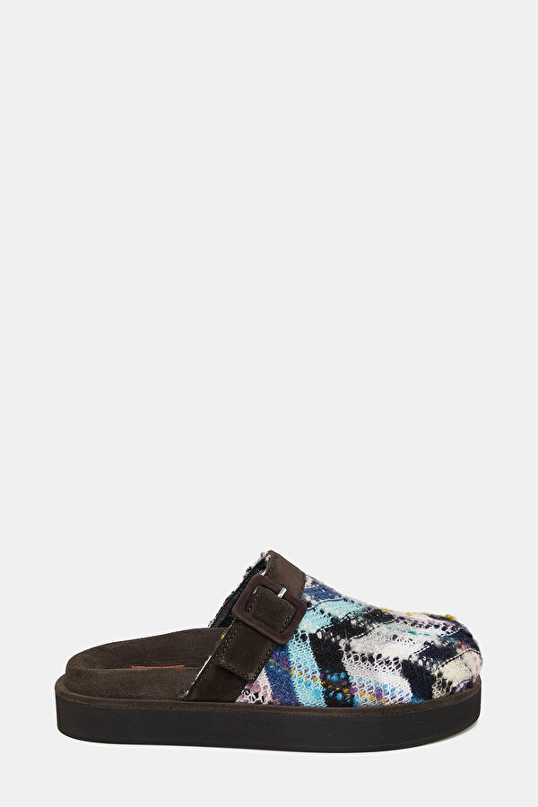 WHITE SLIPPER