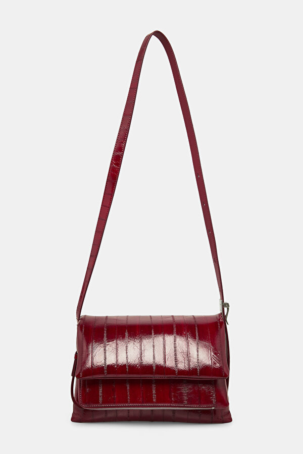 RED LEATHER BAG 2