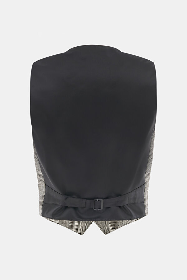 GREY VEST 2