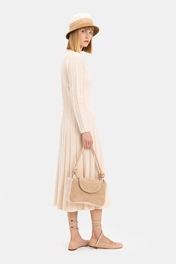 CREAM LONG SLEEVE DRESS 2