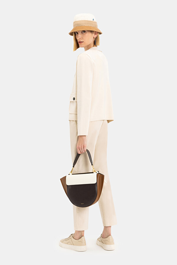 BEIGE JACKET 2